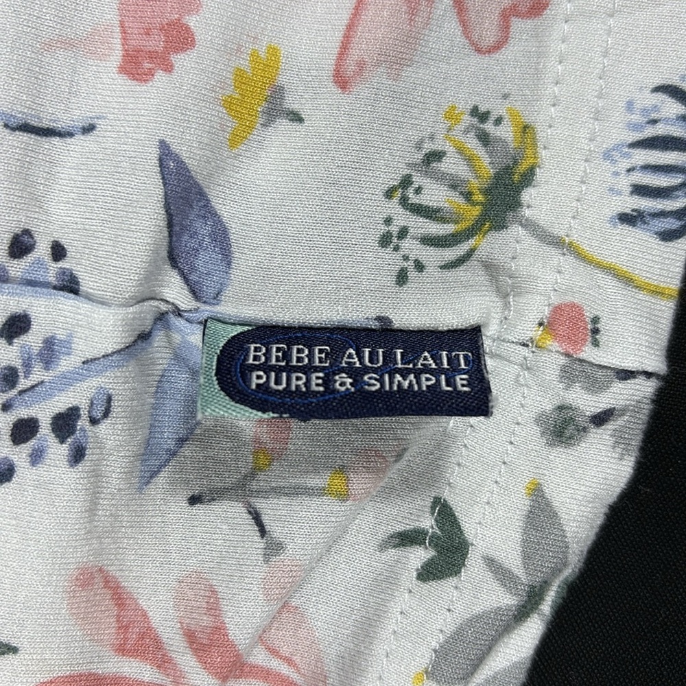 Bebe Au Lait Cover - Picture 4 of 5